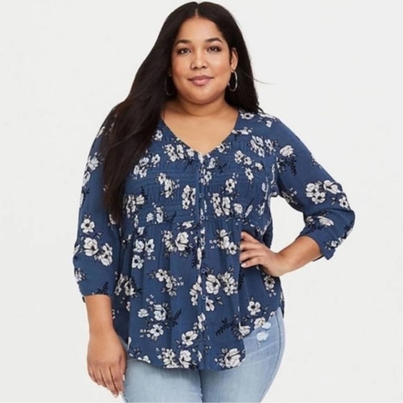 torrid Tops - Torrid Blue White Blush Floral Smocked Button Front Top Blouse Shirt 2